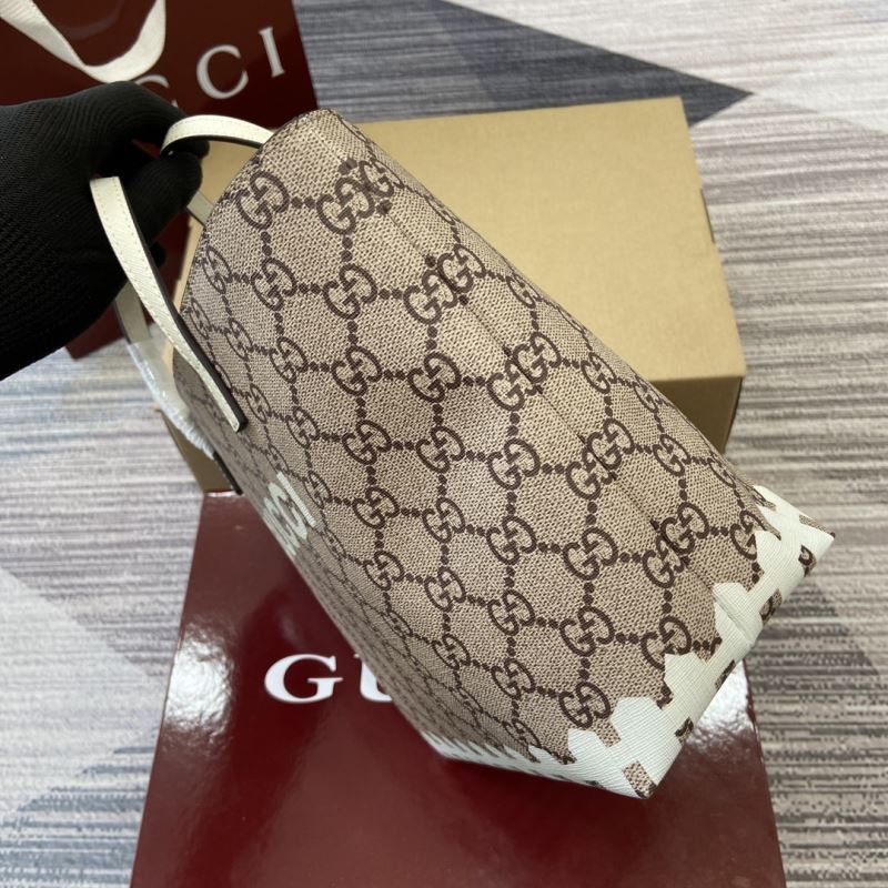 Gvc*1 tote bags